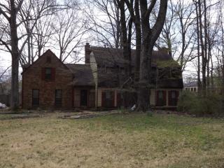 2496 Oak Trail Dr, Memphis, TN 38139-6426