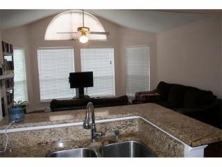 601 Cypress Pointe St, Alpharetta, GA 30022-5941