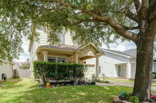 19435 Bold River Rd, Tomball, TX 77375-7641