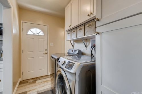 816 Amber Ct, Upland CA 91786-3709 exterior