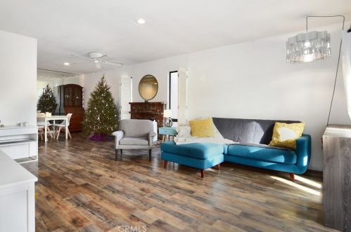 28527 Conejo View Dr, Calabasas, CA 91301-3315
