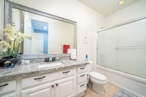 16550 Catalonia Dr, Riverside CA  92504-8701 exterior