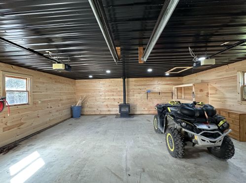 322 Ridge Rd, Robbinston ME  04671-3204 exterior