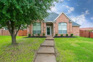 4281 Lake Bluff Dr, Fort Worth TX  76137-2058 exterior