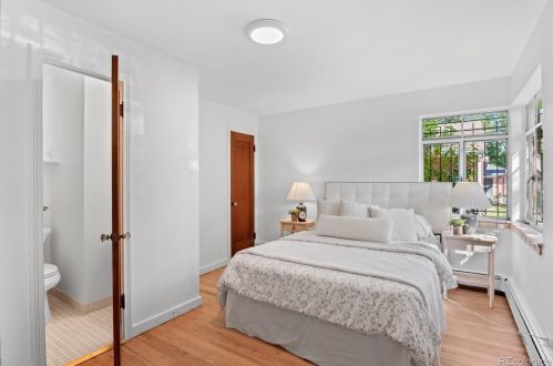 1001 Locust St, Denver CO 80222-7114 exterior