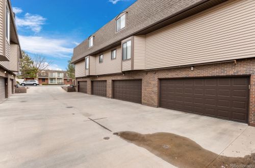 1399 Idalia St, Denver CO  80017-5064 exterior