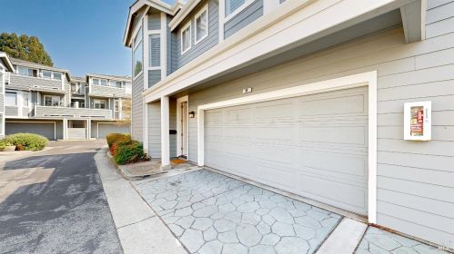 89 Gable Ct, San Rafael, CA 94903-5210