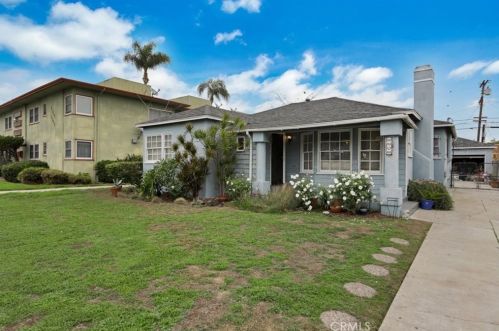 8620 8th Ave, Inglewood, CA 90305-2426
