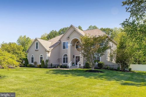 353 Auburn St, Pilesgrove, NJ 08098-1201