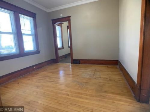 289 Front Ave, Saint Paul MN  55117-5328 exterior