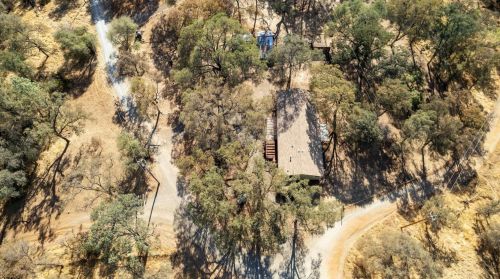 13944 Lake Dr, Jamestown, CA 95327-9522