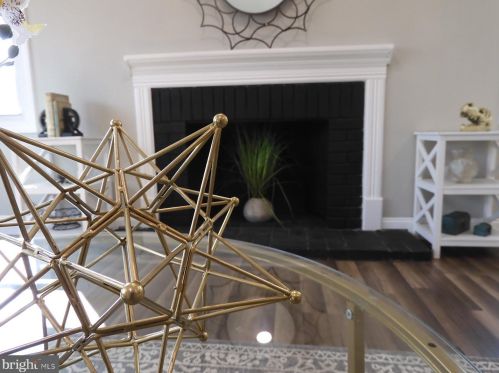 40 Ember Ln, Willingboro, NJ 08046-2420