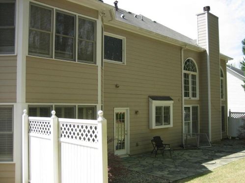 220 Windsor Chase Trl, Duluth GA  30097-8401 exterior