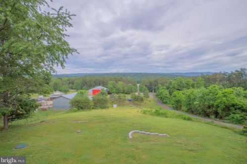 116 Solomons Ct, Hedgesville WV  25427-3723 exterior