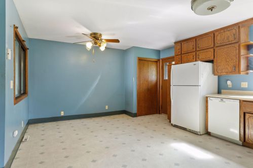 2133 Blomquist Ave, Saint Paul MN  55110-4701 exterior