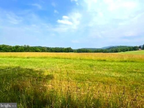 144 Foggy Bottom Ln, Berkeley Springs WV  25411-5200 exterior