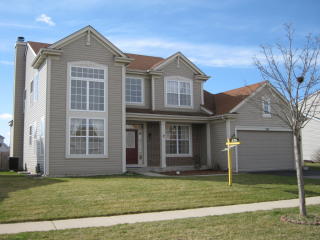 385 Horizon Ln, Dekalb, IL 60115-8579