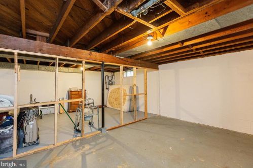 924 Rolridge Ave, Lancaster PA  17603-5739 exterior