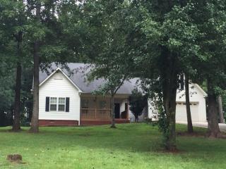 7208 Ironwood Dr, Gainesville, GA 30507-9578