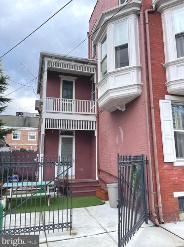 17 Pine St, York, PA 17403-1533