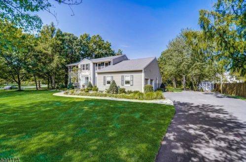 811 Dow Rd, Bridgewater, NJ 08807-1169