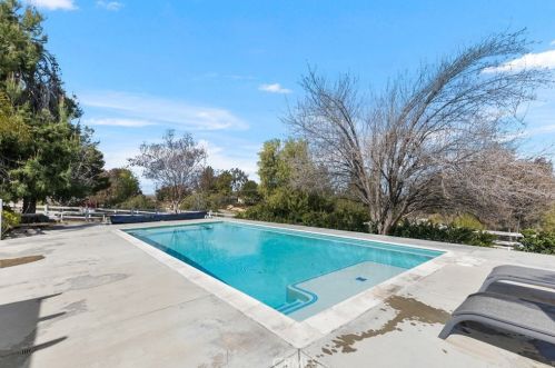 34353 Madera De Playa, Temecula, CA 92592-9300
