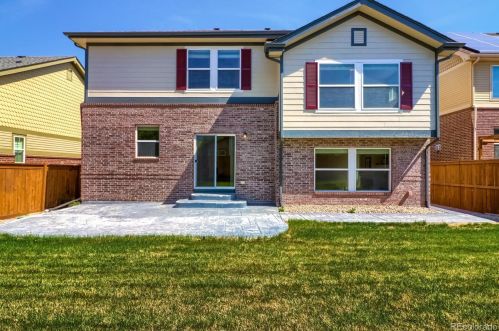 25028 Canal Pl, Aurora CO 80018-1627 exterior