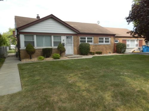 6826 110th St, Worth, IL 60482-1423