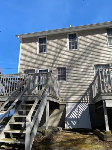 37 White Tail Ln, Wallingford CT  06492-5350 exterior