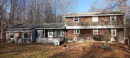 85 Collins Rd, Hopkinton, RI 02804-2907