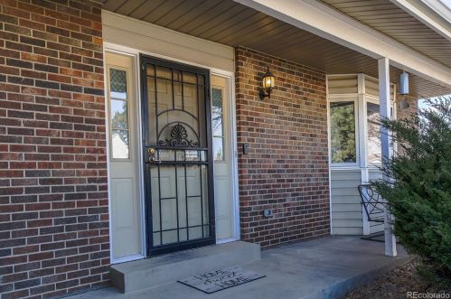 5209 Ventura Way, Denver, CO 80015-2318