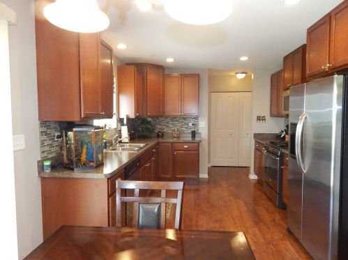 1461 Padre Island Ln, Pingree Grove IL  60140-2022 exterior