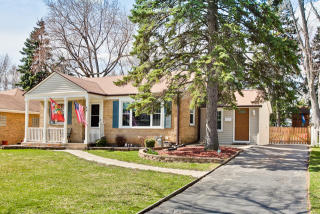 44 Ashland Ave, Palatine, IL 60074-5402