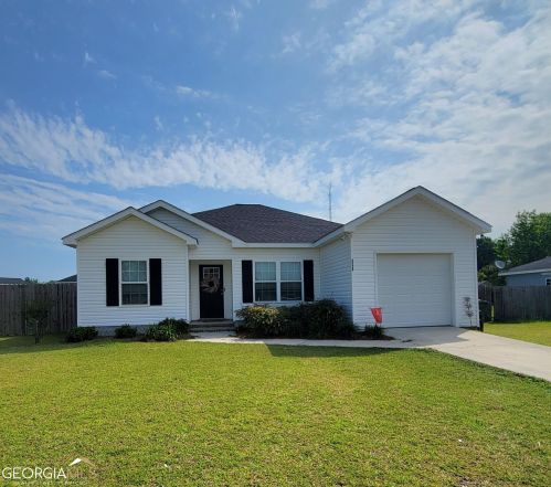 6039 Virginia Pine Ave, Statesboro, GA 30458-9224