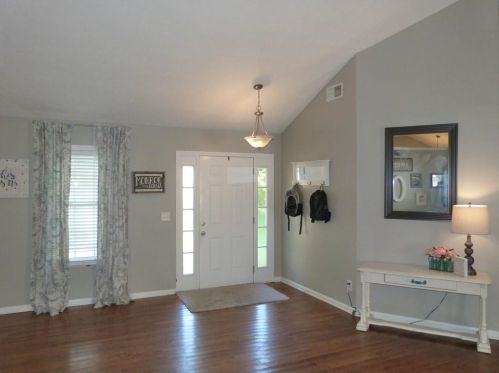 2073 Windfield Dr, Monroe, GA 30655-8520