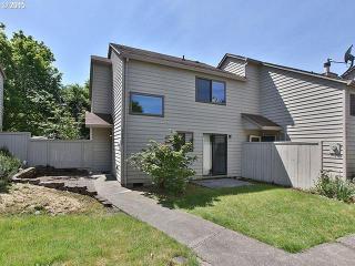 20420 Rosa Dr, Beaverton, OR 97078-1034