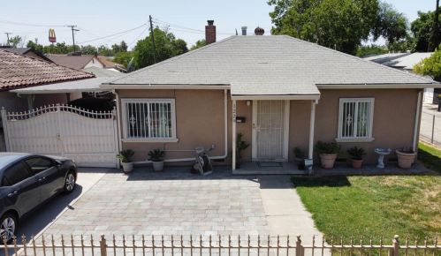 1229 Lincoln St, Stockton, CA 95206-1745