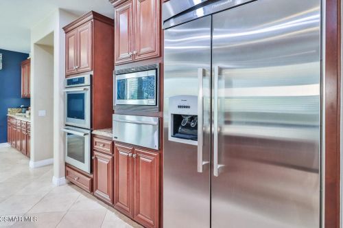 3961 Eagle Flight Dr, Simi Valley CA  93065-0222 exterior