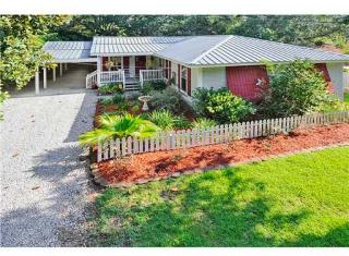 1217 Mckinley St, Waveland, MS 39576-3444