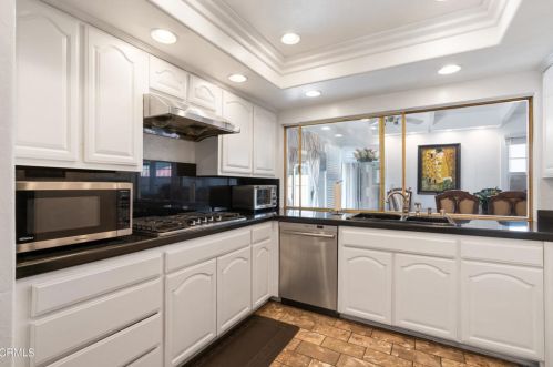 15351 Nimes Cir, Irvine CA  92604-3131 exterior