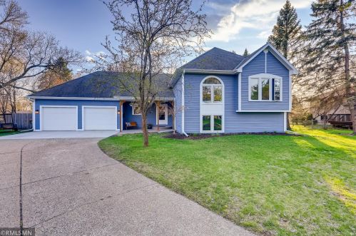 2644 116th Ln, Minneapolis, MN 55433-2976