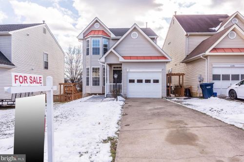 12070 Tango Ln, Woodbridge, VA 22193-4194
