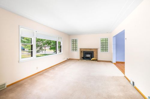446 Sparkman Ave, Duluth, MN 55803-2310
