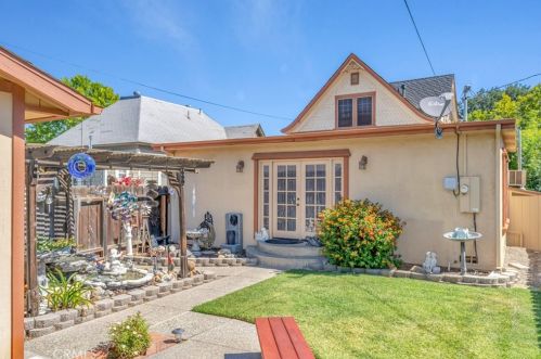 411 J St, Los Banos CA 93635-4142 exterior