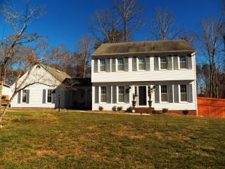 143 Landors Dr, Matrimony, NC 27048-7562