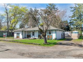 3615 132nd Ave, Portland OR  97236-3315 exterior