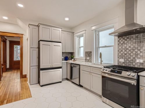 914 Ogden St, Denver CO  80209-4426 exterior
