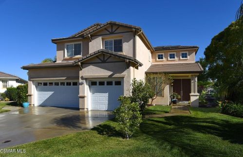 1096 Poplar Ct, Simi Valley, CA 93065-6015