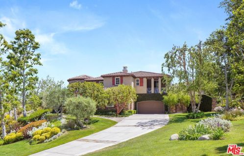 26520 Mont Calabasas Dr, Calabasas, CA 91302-3851