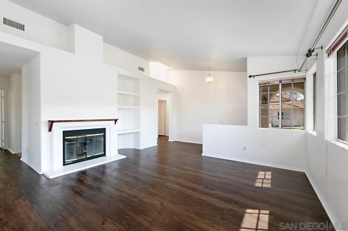 2177 Luz Way, Oceanside, CA 92056-3233